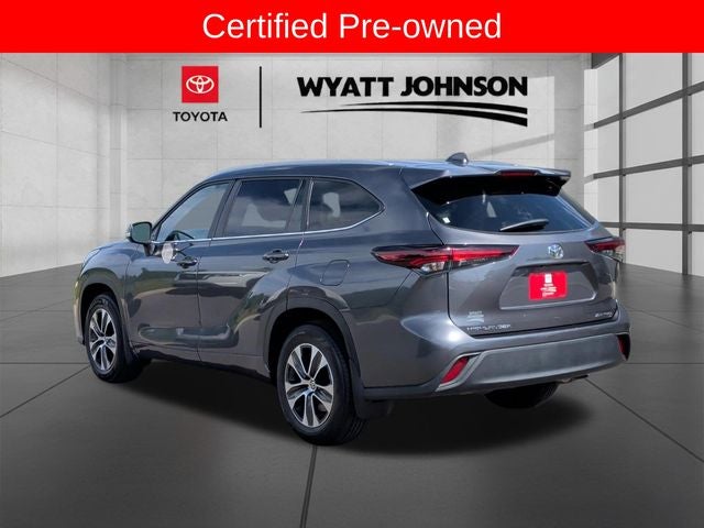 2025 Toyota Highlander XLE