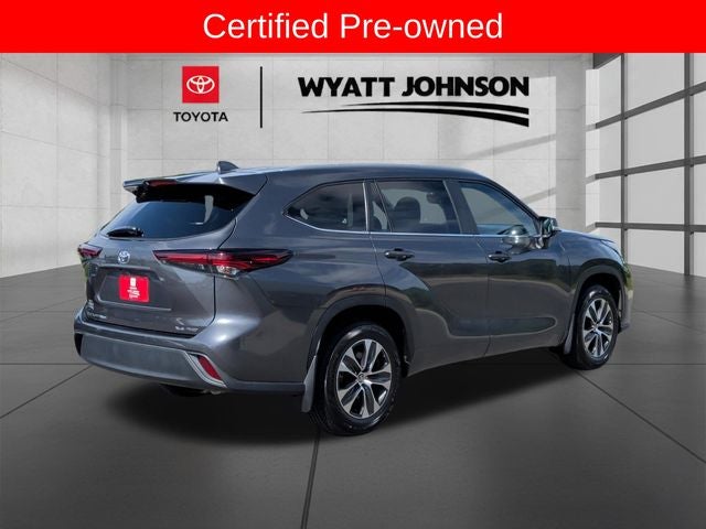2025 Toyota Highlander XLE