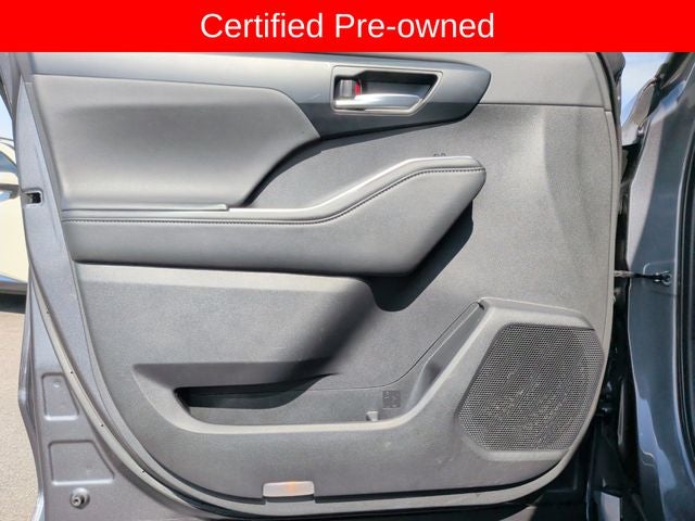 2025 Toyota Highlander XLE