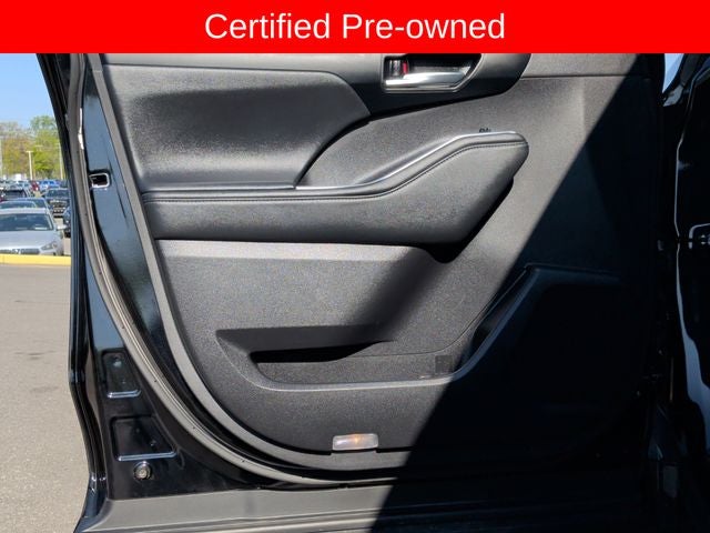 2025 Toyota Highlander XLE