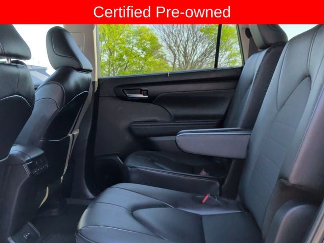 2025 Toyota Highlander XLE