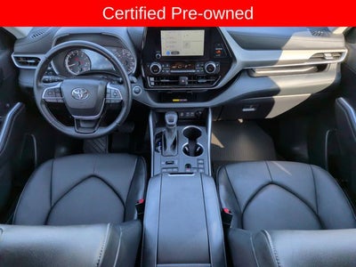 2025 Toyota Highlander XLE