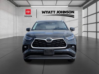 2025 Toyota Highlander XLE