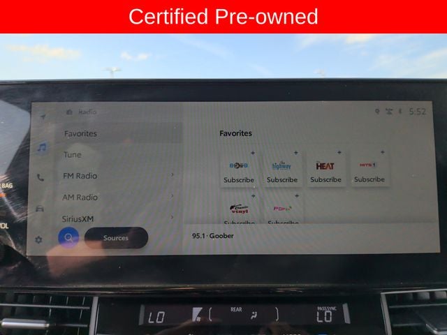 2025 Toyota Sienna XLE 8 Passenger