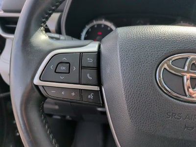 2022 Toyota Highlander LE