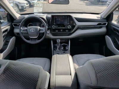 2022 Toyota Highlander LE