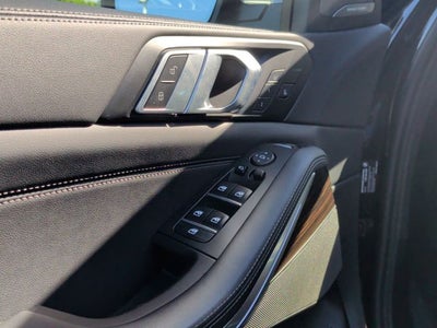 2025 BMW X5 xDrive50e