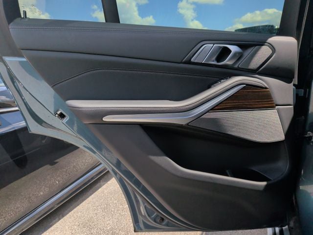 2025 BMW X5 xDrive50e