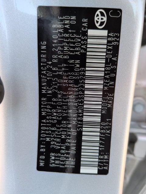 2025 Toyota Corolla LE