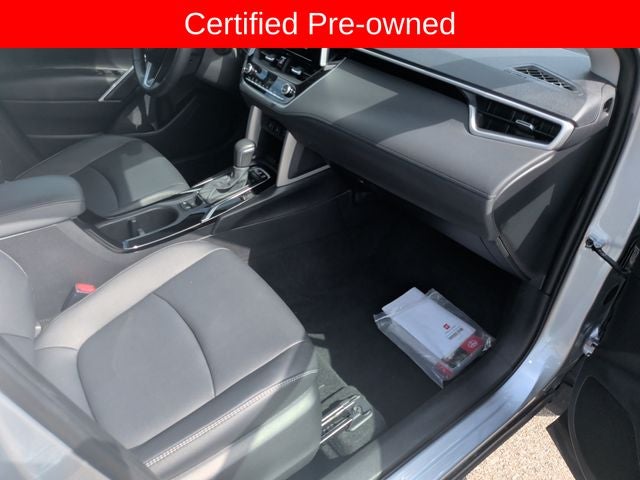 2025 Toyota Corolla Cross XLE