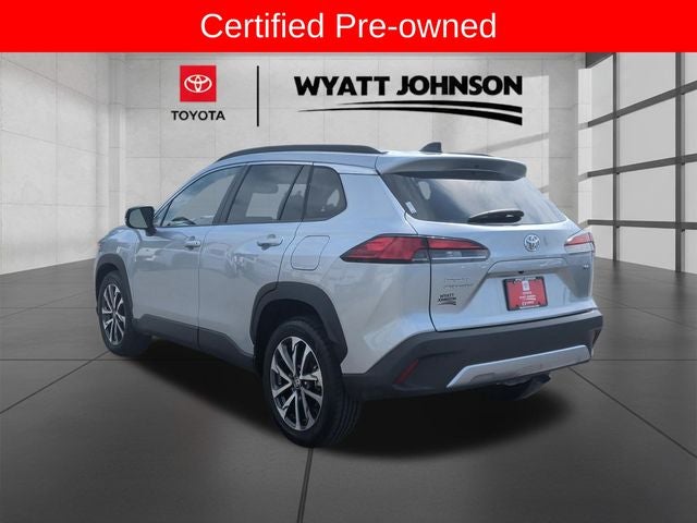 2025 Toyota Corolla Cross XLE