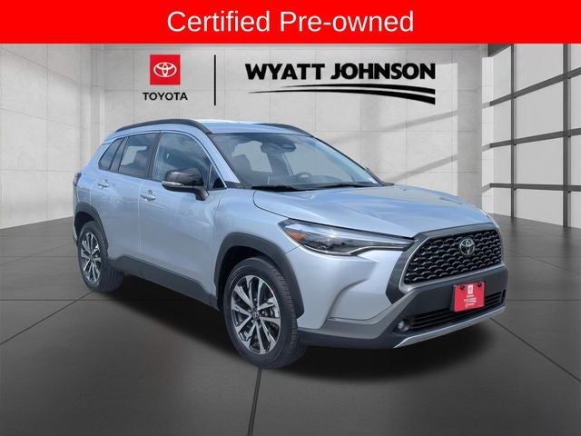2025 Toyota Corolla Cross XLE