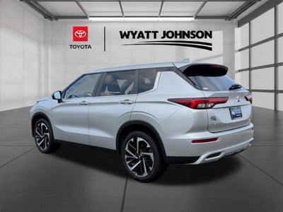 2024 Mitsubishi Outlander SE
