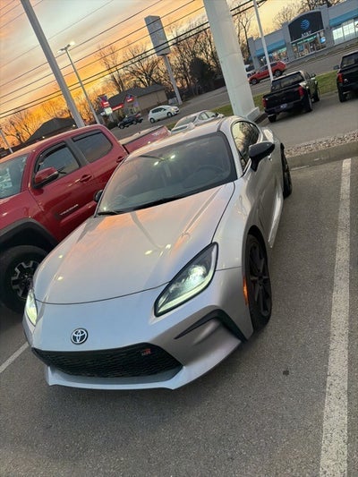 2025 Toyota GR86 Premium