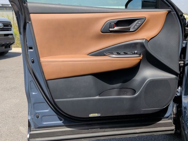 2025 Toyota Crown Signia Limited