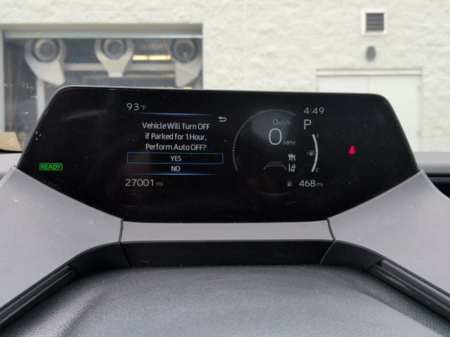 2025 Toyota Prius LE