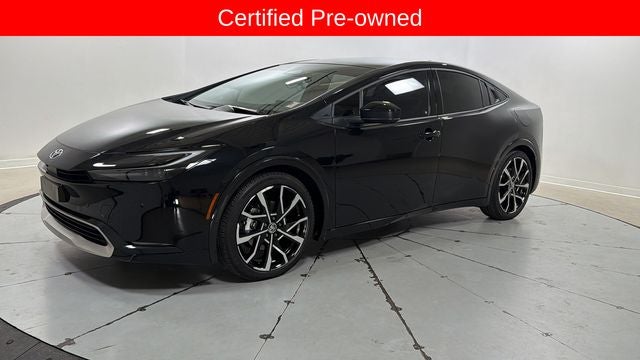 2026 Toyota Prius XSE Premium's photo