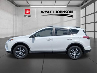 2017 Toyota RAV4 LE