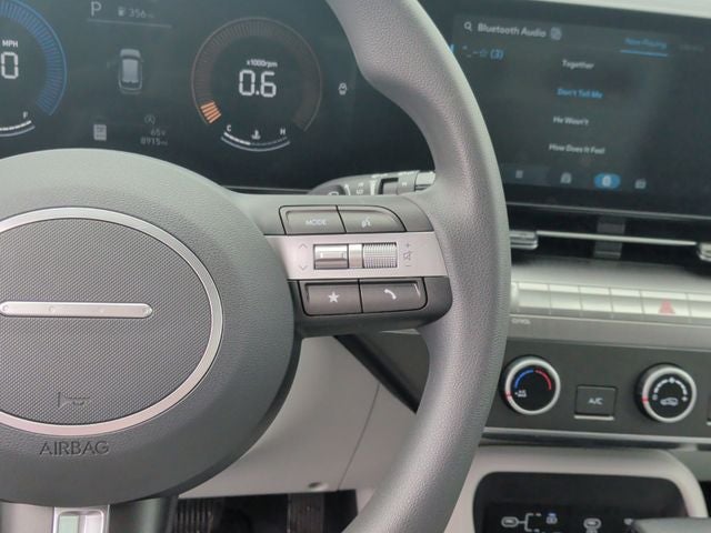 2024 Hyundai Kona SE