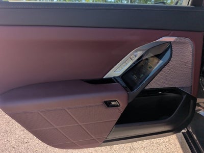 2023 BMW 7 Series 760i xDrive