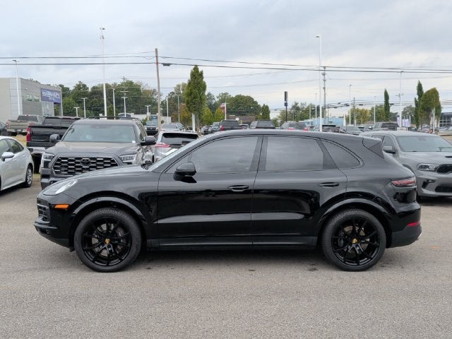 2021 Porsche Cayenne Base