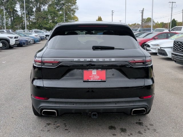 2021 Porsche Cayenne Base