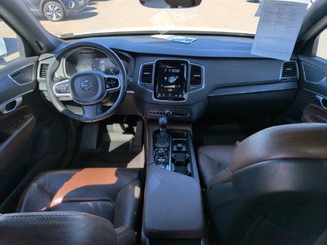 2020 Volvo XC90 T6 Momentum