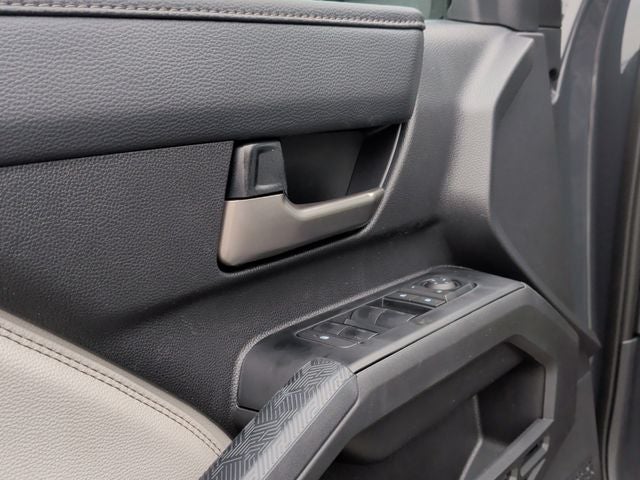 2026 Toyota Tacoma Limited - Photo 10