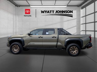 2026 Toyota Tacoma i-FORCE MAX Tacoma Trailhunter