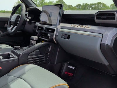 2026 Toyota Tacoma i-FORCE MAX Tacoma Trailhunter