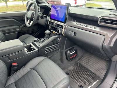 2026 Toyota Tacoma i-FORCE MAX Tacoma TRD Off-Road