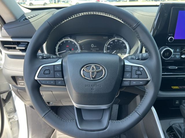 2026 Toyota Highlander XLE