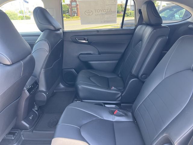 2026 Toyota Highlander XLE