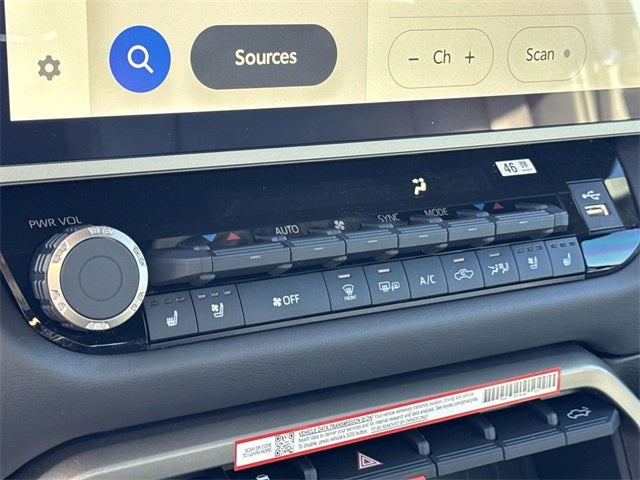 2026 Toyota Tundra i-FORCE MAX Tundra Platinum