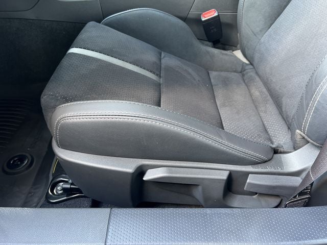 2026 Toyota GR86 Premium MT