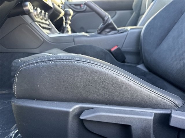 2026 Toyota GR86 Premium MT