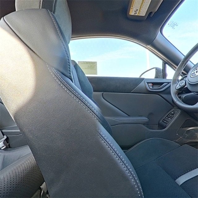 2026 Toyota GR86 Premium MT