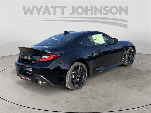 2026 Toyota GR86 Premium MT