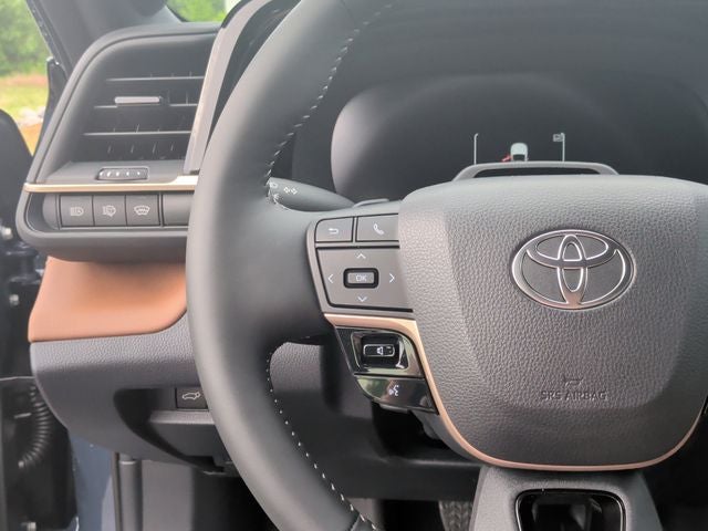 2026 Toyota Toyota Crown Signia Limited