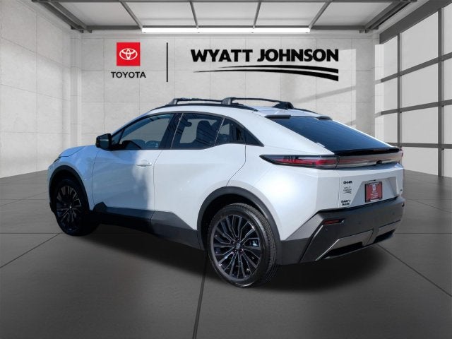 2027 Toyota C-HR XSE