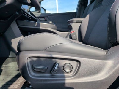 2026 Toyota C-HR XSE